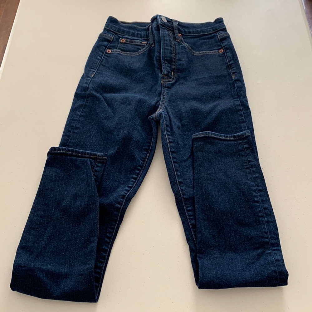 Gap true skinny jeans